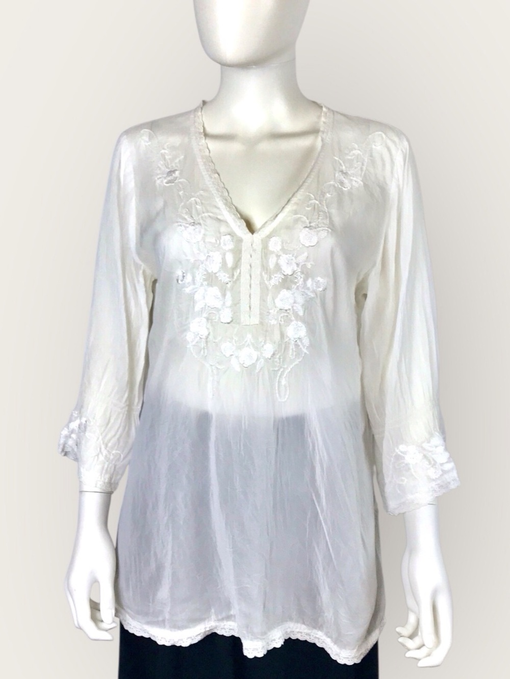 Johnny Was White Blouse Floral Boho Embroidered Tunic Sheer Airy 3/4 Sleeves